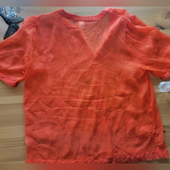 Old Navy Mesh Blouse ~ Large - Picture 4 of 5